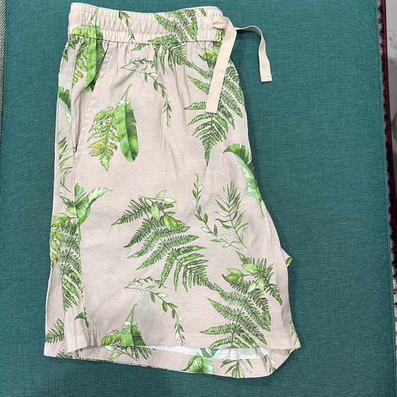 Men’s Guess Two pack swimming trunks - Picture 6 of 7